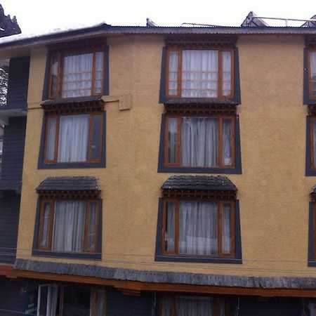 Swiss Wood Hotel Manāli Esterno foto