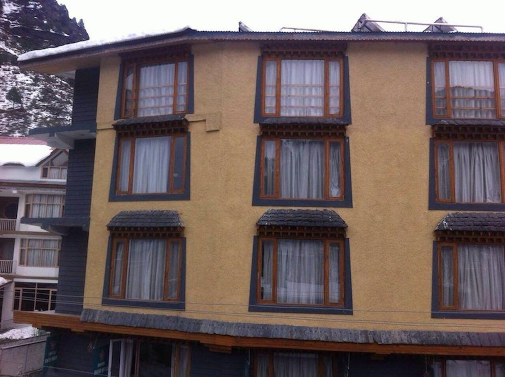 Swiss Wood Hotel Manāli Esterno foto
